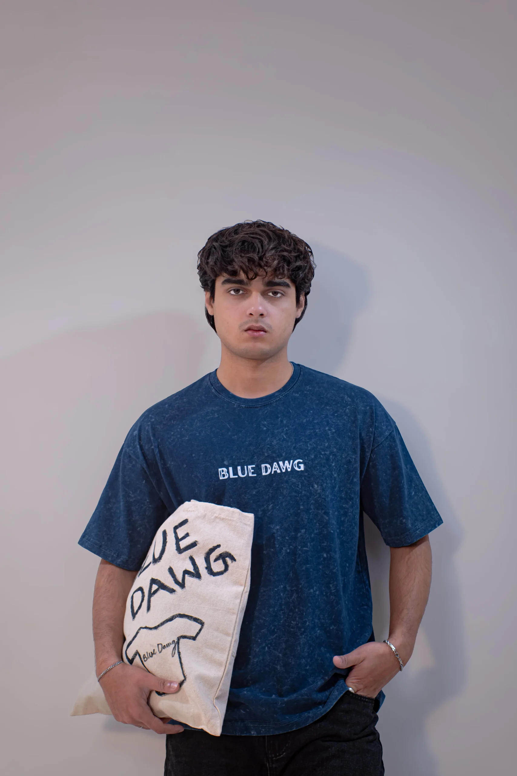SIGNATURE WASHED OVERSIZED T-SHIRT